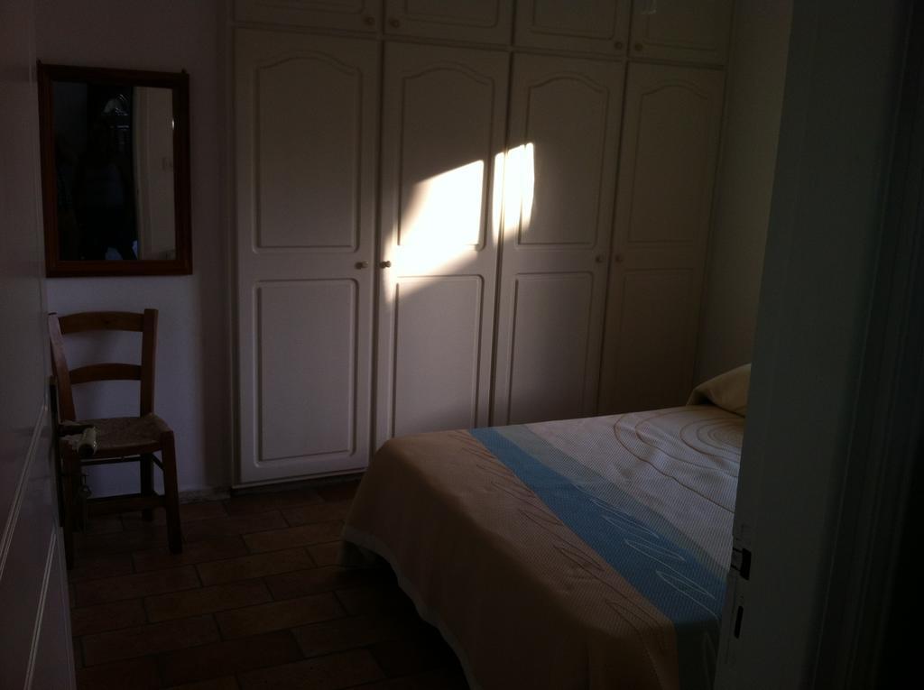 Valentinos House Villa Pafos Oda fotoğraf